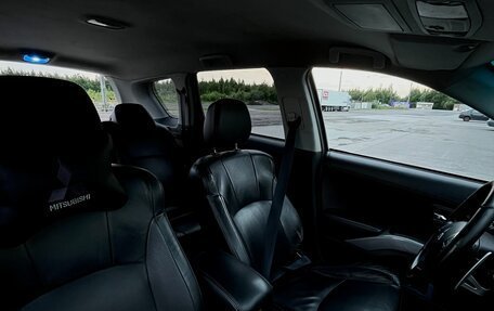 Mitsubishi Outlander III рестайлинг 3, 2010 год, 850 000 рублей, 13 фотография