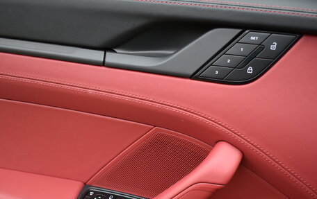 Porsche 911, 2025 год, 29 500 000 рублей, 17 фотография
