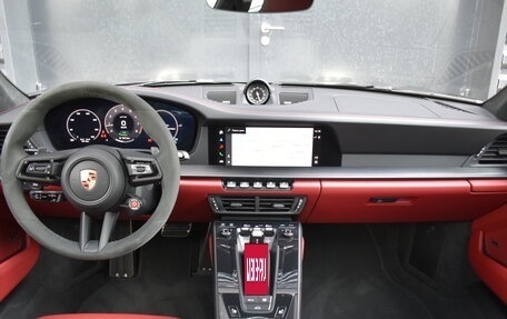 Porsche 911, 2025 год, 29 500 000 рублей, 13 фотография