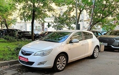 Opel Astra J, 2011 год, 820 000 рублей, 1 фотография