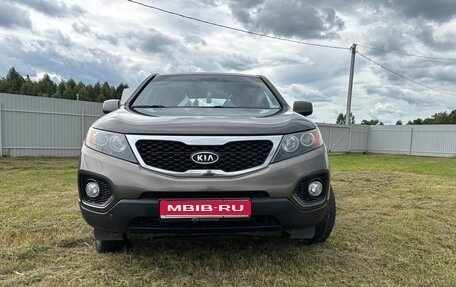 KIA Sorento II рестайлинг, 2011 год, 980 000 рублей, 1 фотография