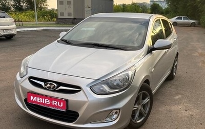 Hyundai Solaris II рестайлинг, 2011 год, 835 000 рублей, 1 фотография