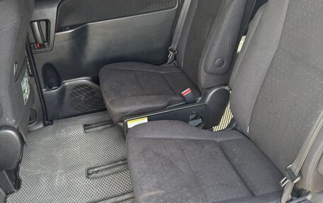 Toyota Voxy III, 2014 год, 1 800 000 рублей, 10 фотография