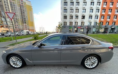 BMW 5 серия, 2020 год, 5 800 000 рублей, 2 фотография