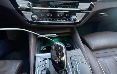 BMW 5 серия, 2020 год, 5 800 000 рублей, 15 фотография