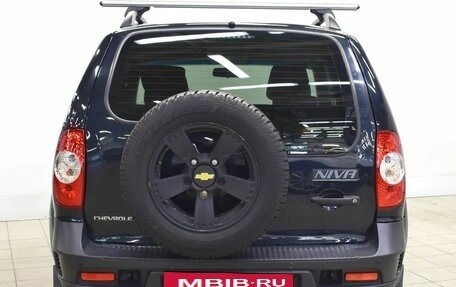 Chevrolet Niva I рестайлинг, 2018 год, 799 000 рублей, 3 фотография