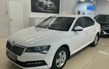 Skoda Superb III рестайлинг, 2021 год, 2 499 000 рублей, 3 фотография