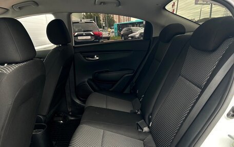 KIA Rio IV, 2018 год, 1 127 700 рублей, 10 фотография