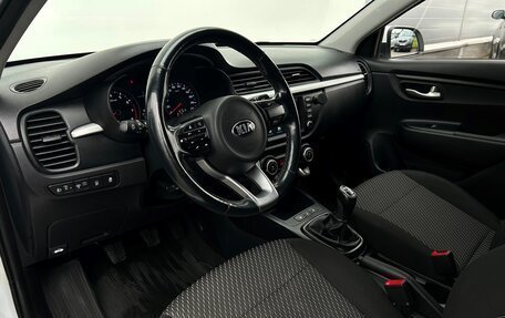 KIA Rio IV, 2018 год, 1 127 700 рублей, 5 фотография