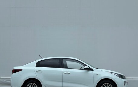 KIA Rio IV, 2018 год, 1 127 700 рублей, 11 фотография