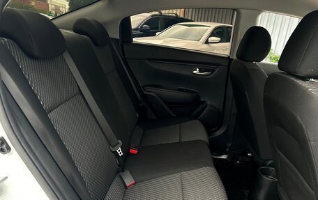 KIA Rio IV, 2018 год, 1 127 700 рублей, 9 фотография