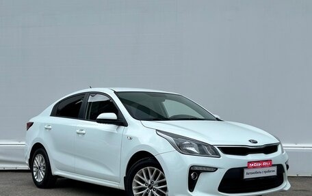 KIA Rio IV, 2018 год, 1 127 700 рублей, 3 фотография