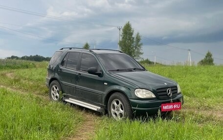 Mercedes-Benz M-Класс, 2000 год, 880 000 рублей, 2 фотография