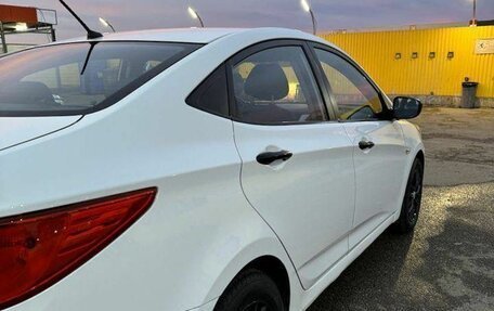 Hyundai Solaris II рестайлинг, 2015 год, 870 000 рублей, 6 фотография