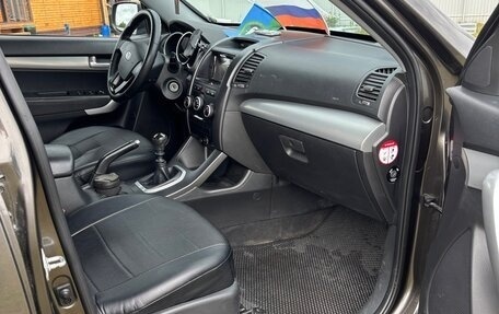 KIA Sorento II рестайлинг, 2011 год, 980 000 рублей, 8 фотография