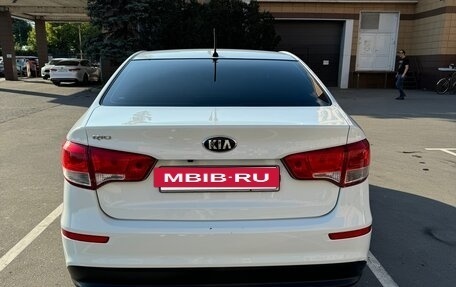 KIA Rio III рестайлинг, 2015 год, 990 000 рублей, 8 фотография