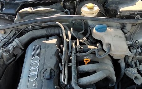 Audi A4, 1997 год, 280 000 рублей, 10 фотография