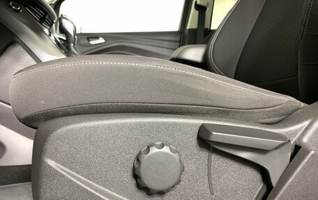 Ford Kuga III, 2018 год, 995 000 рублей, 16 фотография