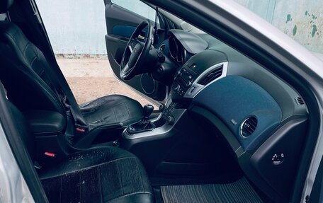 Chevrolet Cruze II, 2013 год, 700 000 рублей, 9 фотография