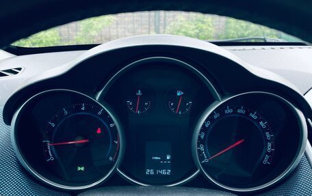 Chevrolet Cruze II, 2013 год, 700 000 рублей, 10 фотография