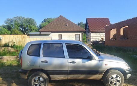 Chevrolet Niva I рестайлинг, 2006 год, 400 000 рублей, 2 фотография