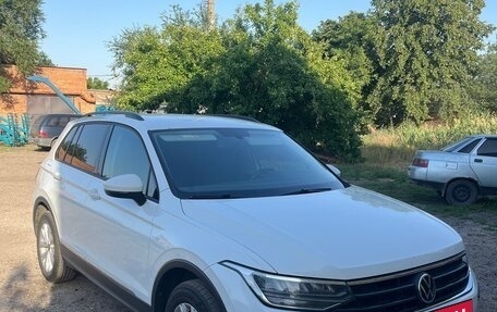 Volkswagen Tiguan II, 2021 год, 2 000 000 рублей, 4 фотография