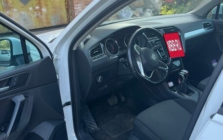 Volkswagen Tiguan II, 2021 год, 2 000 000 рублей, 5 фотография