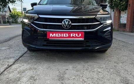 Volkswagen Polo VI (EU Market), 2021 год, 1 820 000 рублей, 2 фотография
