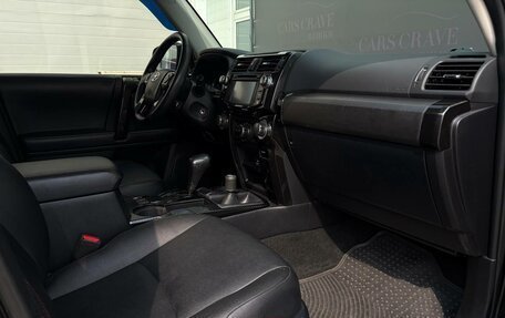 Toyota 4Runner V, 2018 год, 4 950 000 рублей, 14 фотография