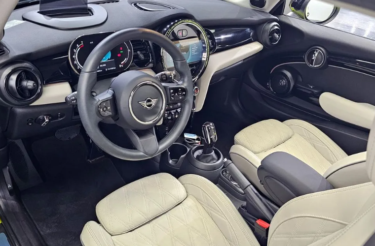 MINI Cooper S, 2022 год, 3 080 000 рублей, 5 фотография