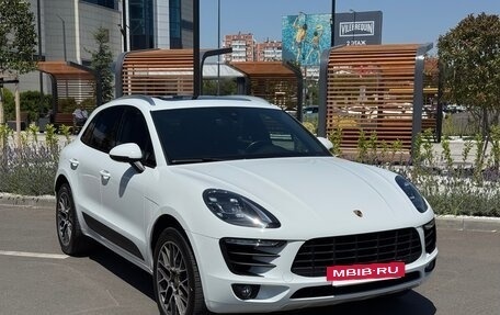 Porsche Macan I рестайлинг, 2017 год, 4 800 000 рублей, 2 фотография