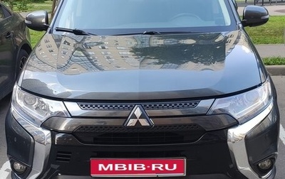 Mitsubishi Outlander III рестайлинг 3, 2021 год, 2 700 000 рублей, 1 фотография