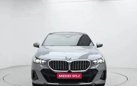 BMW 5 серия, 2025 год, 7 480 000 рублей, 1 фотография