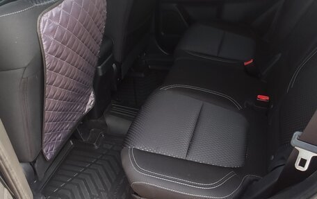 Mitsubishi Outlander III рестайлинг 3, 2021 год, 2 700 000 рублей, 6 фотография