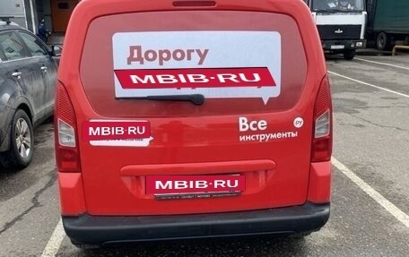 Peugeot Partner II рестайлинг 2, 2010 год, 630 000 рублей, 2 фотография