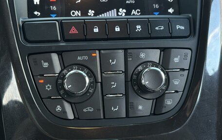 Opel Astra J, 2013 год, 865 000 рублей, 15 фотография