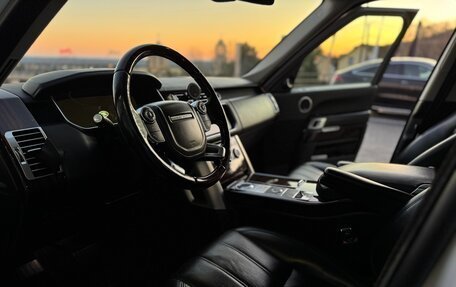 Land Rover Range Rover IV рестайлинг, 2016 год, 4 750 000 рублей, 11 фотография