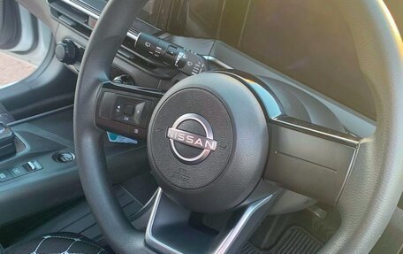 Nissan Note, 2021 год, 1 900 000 рублей, 5 фотография