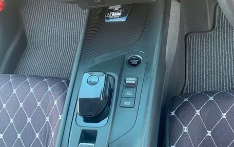 Nissan Note, 2021 год, 1 900 000 рублей, 4 фотография