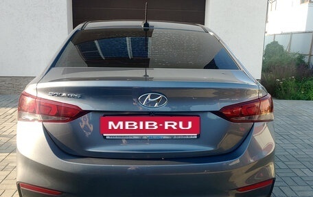 Hyundai Solaris II рестайлинг, 2017 год, 1 100 000 рублей, 2 фотография