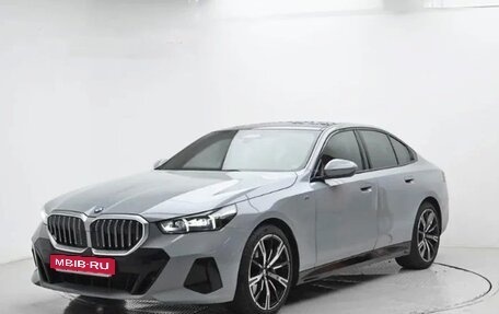 BMW 5 серия, 2025 год, 7 480 000 рублей, 2 фотография