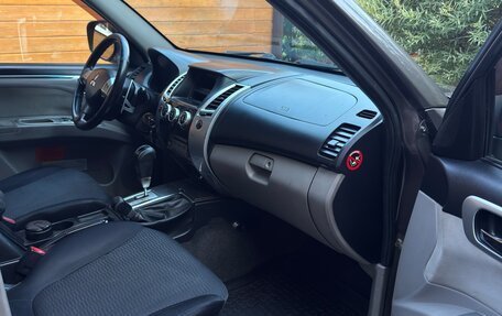 Mitsubishi Pajero Sport II рестайлинг, 2011 год, 1 300 000 рублей, 7 фотография