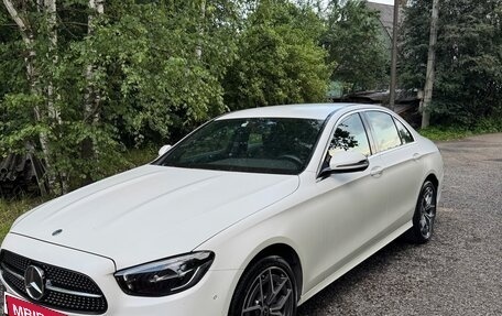 Mercedes-Benz E-Класс, 2020 год, 5 800 000 рублей, 1 фотография