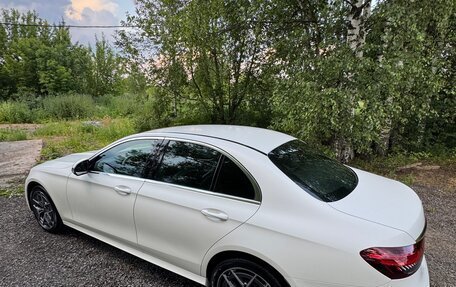 Mercedes-Benz E-Класс, 2020 год, 5 800 000 рублей, 3 фотография