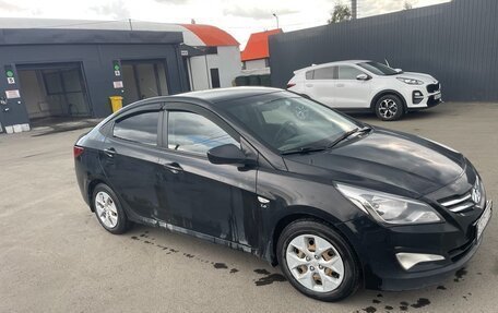 Hyundai Solaris II рестайлинг, 2015 год, 1 150 000 рублей, 3 фотография