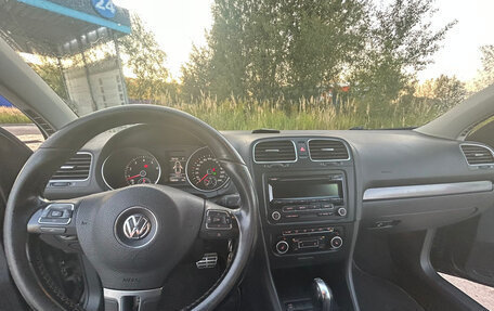 Volkswagen Golf VI, 2011 год, 800 000 рублей, 6 фотография