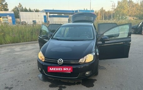Volkswagen Golf VI, 2011 год, 800 000 рублей, 3 фотография