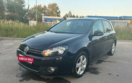 Volkswagen Golf VI, 2011 год, 800 000 рублей, 2 фотография