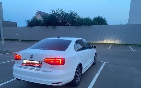 Volkswagen Jetta VI, 2018 год, 1 600 000 рублей, 3 фотография