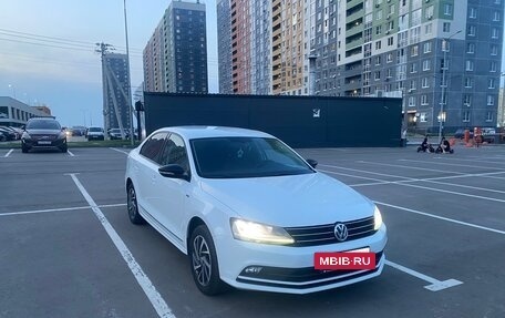 Volkswagen Jetta VI, 2018 год, 1 600 000 рублей, 4 фотография